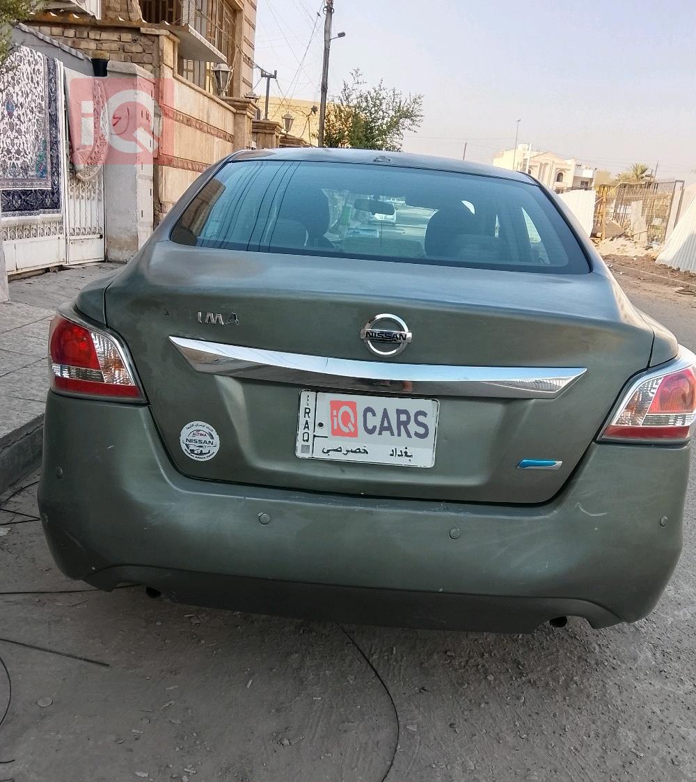 نيسان ألتيما